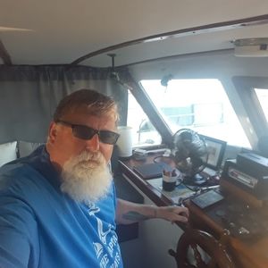 Meet your Posher, Bruce